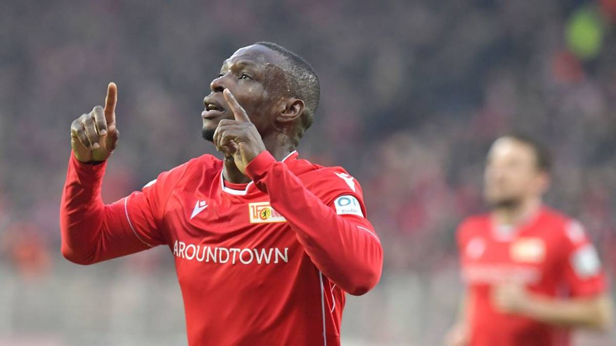 UNION BERLIN - ANTHONY UJAH: Zwei Millionen Euro zahlte der Aufsteiger, um sich einen Goalgetter mit Erfahrung in der ersten Liga zu sichern. Doch die Tore machte bei den Eisernen Sebastian Andersson (8). Ujah konnte bisher nur zwei Mal jubeln
