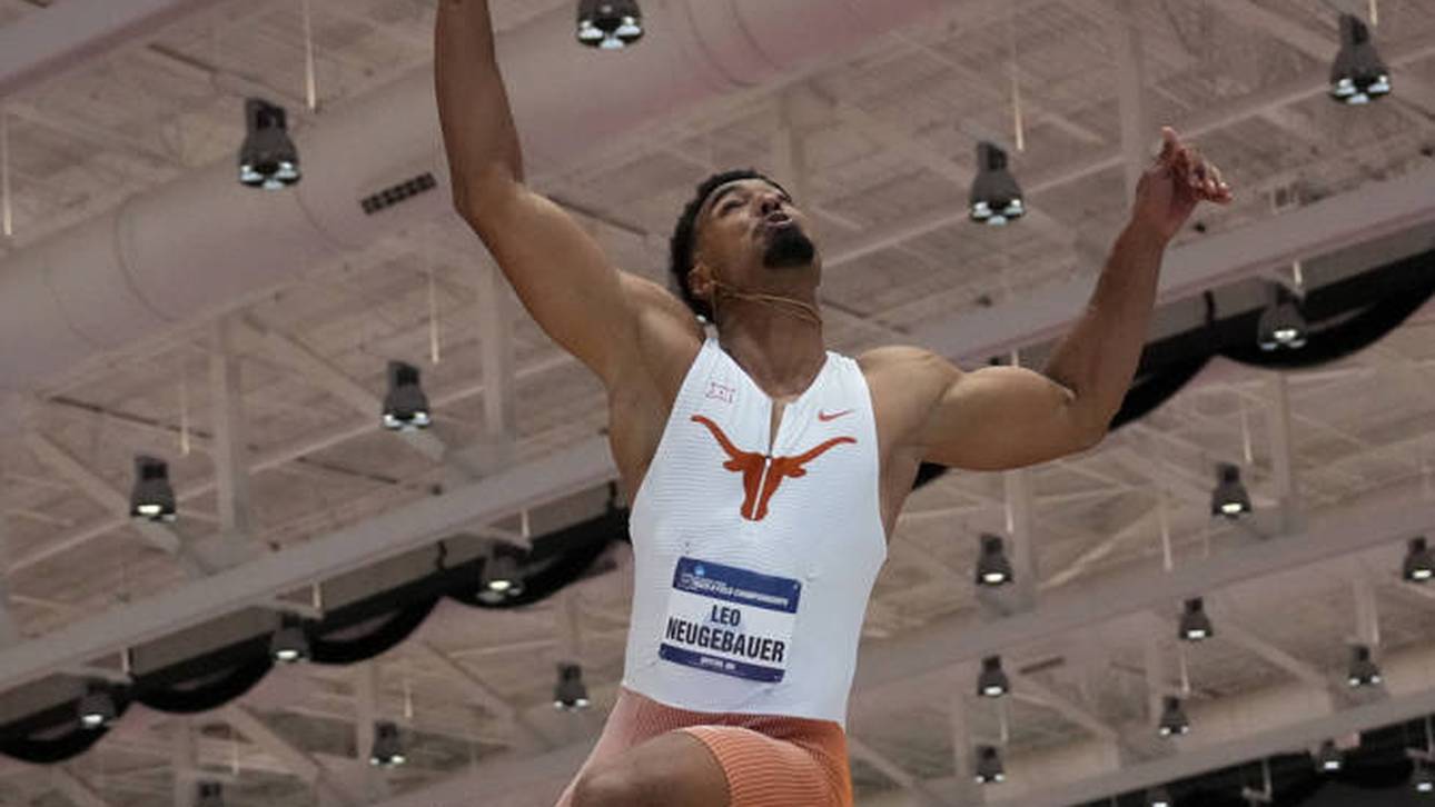 Leo Neugebauer beim Weitsprung in Boston