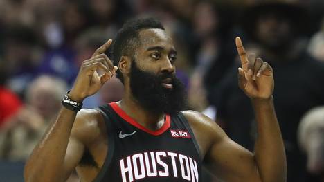 James Harden von den Houston Rockets ist der neue Rekordhalter für die meisten Dreier-Versuche in einer Saison