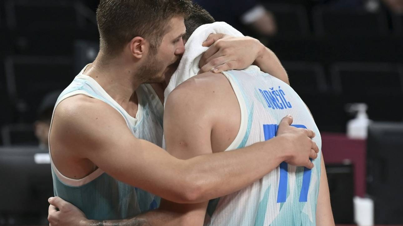 Nach Anreisechaos: Auftaktsieg für Titelverteidiger Slowenien