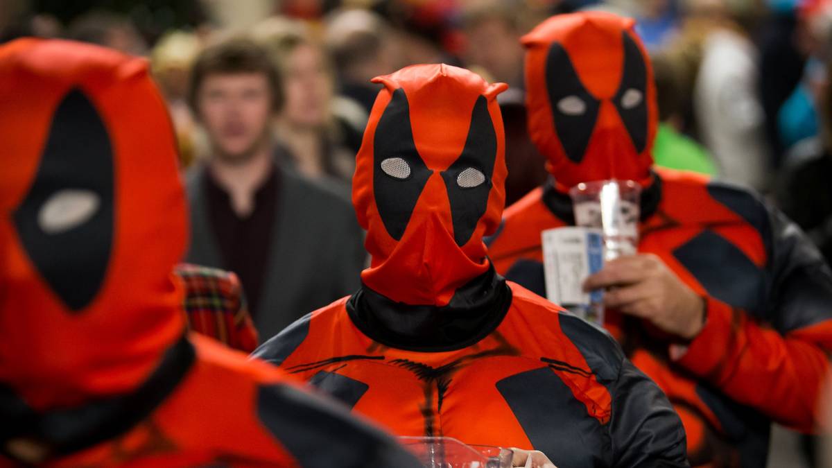 Aber auch Superhelden wie Deadpool sind im Ally Pally beliebt