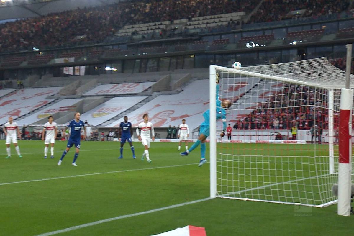 Der VfB Stuttgart unterliegt der TSG Hoffenheim im eigenen Stadion und kassiert den ersten Dämpfer der Saison. Das Fehlen von Serhou Guirassy macht sich bemerkbar.