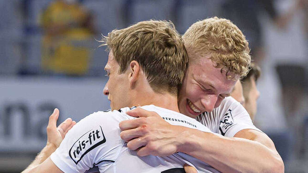 Kiel verlängert mit Leistungsträgern