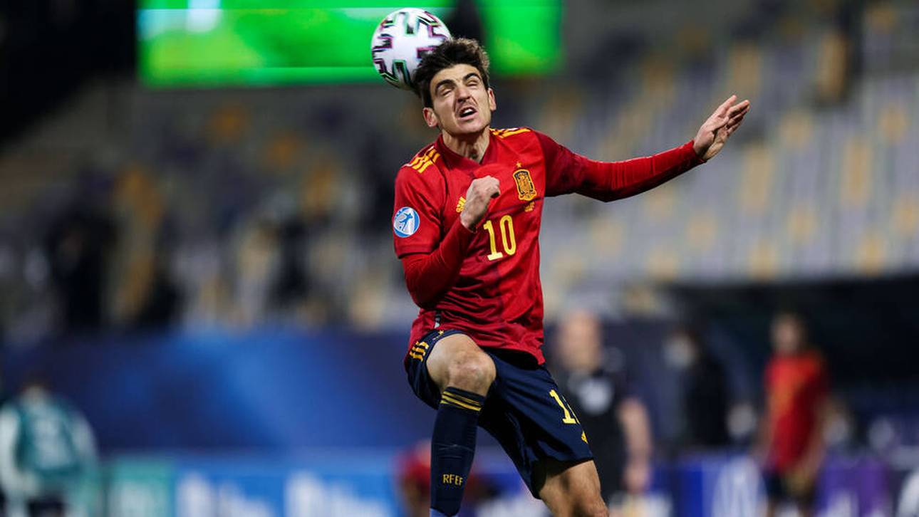 Dreimal Rot bei Spanien gegen Italien