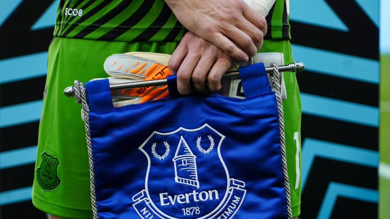 Als Dank! Everton-Fan eingewechselt