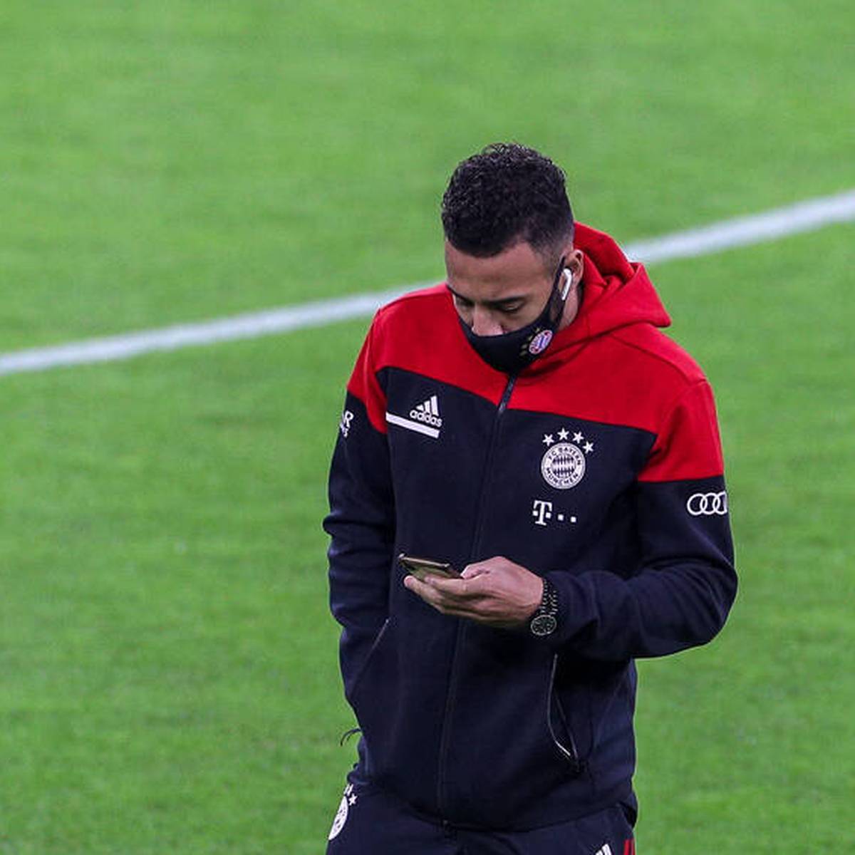 Fc Bayern Corentin Tolisso Sorgt Fur Corona Arger Und Reagiert