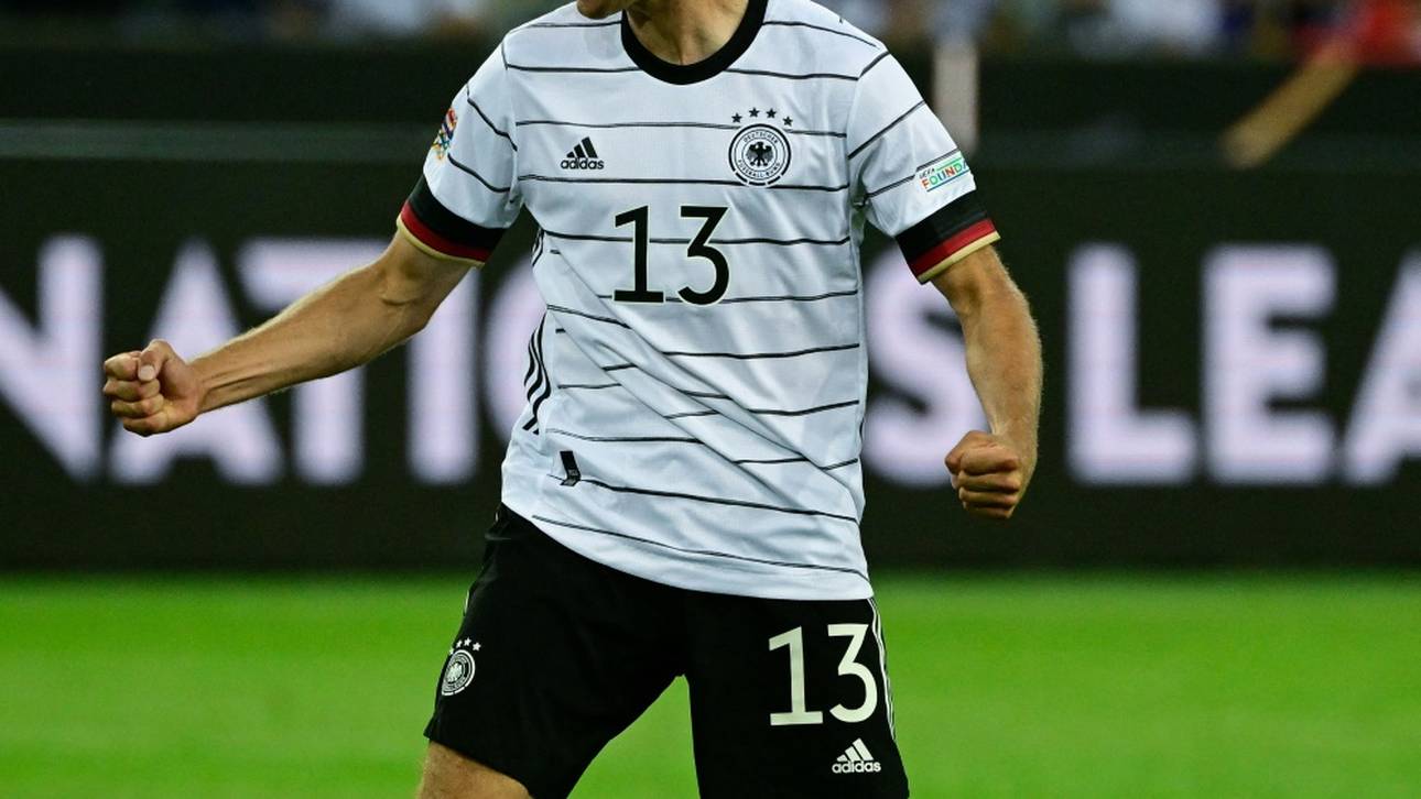 Müller führt DFB-Auswahl als Kapitän aufs Feld