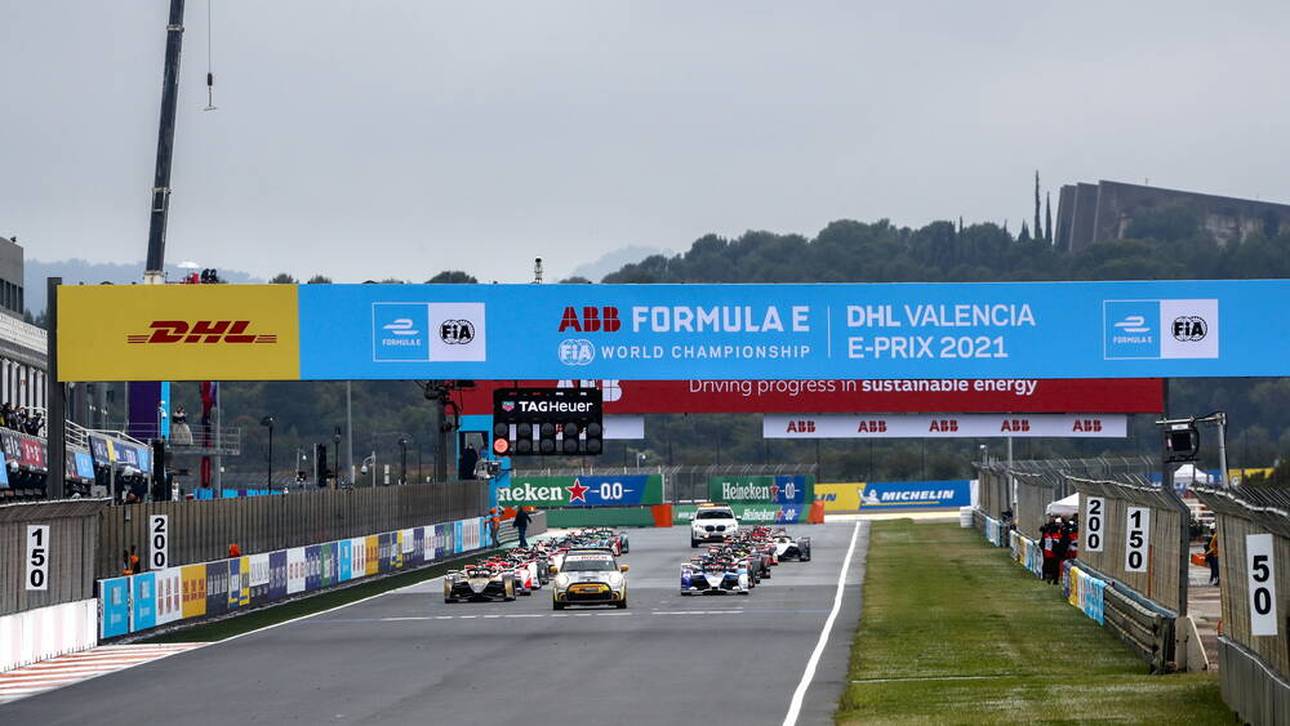 Formel-E-Farce: Autos verpassen Ziel