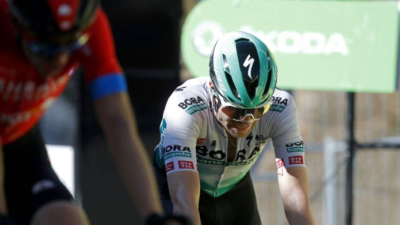 Schachmann sprintet in in Top Ten