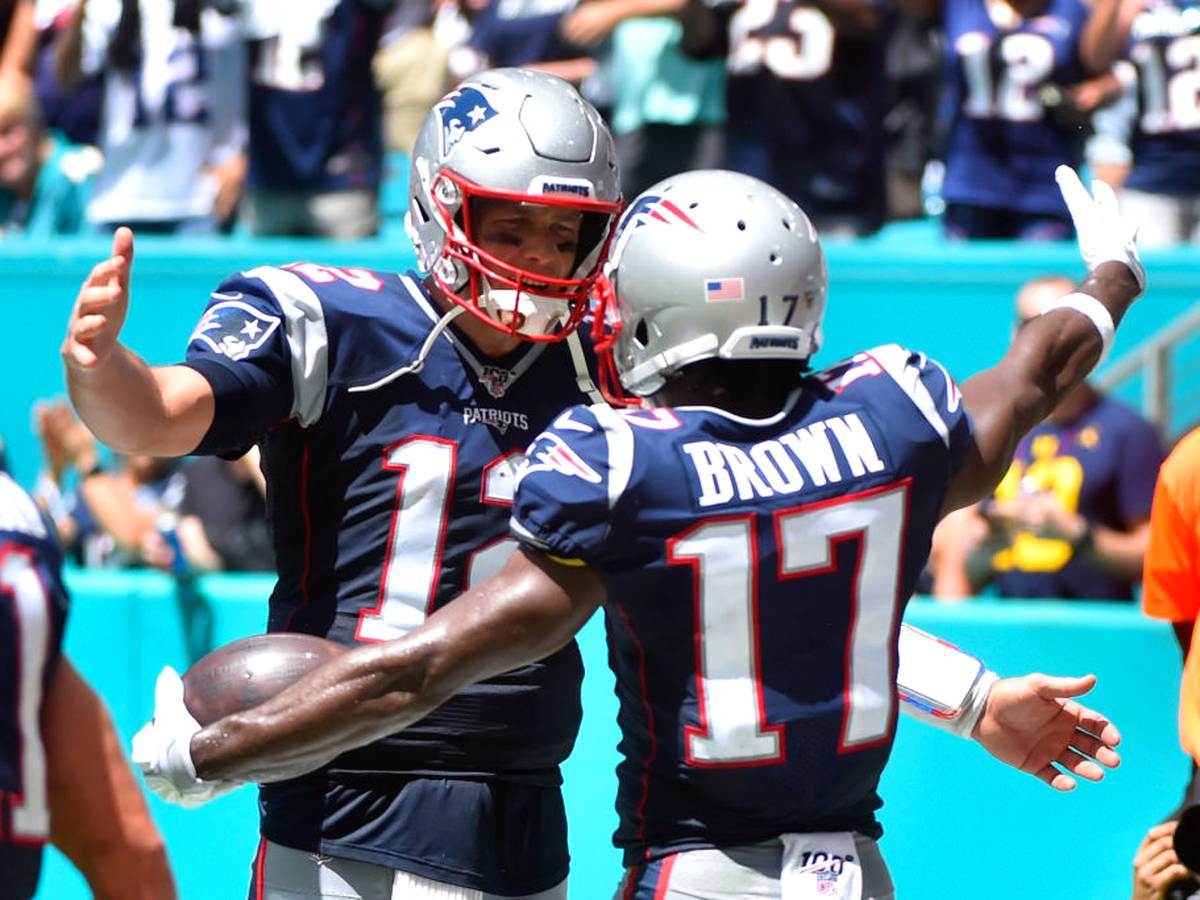 Nfl Buccaneers Neuzugang Antonio Brown Darf Bei Tom Brady Wohnen