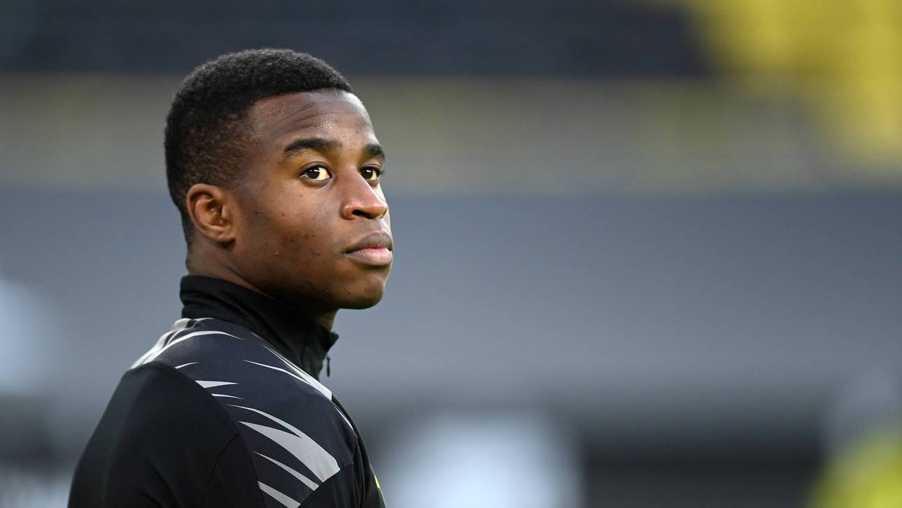 Verletzt! So geht es Moukoko