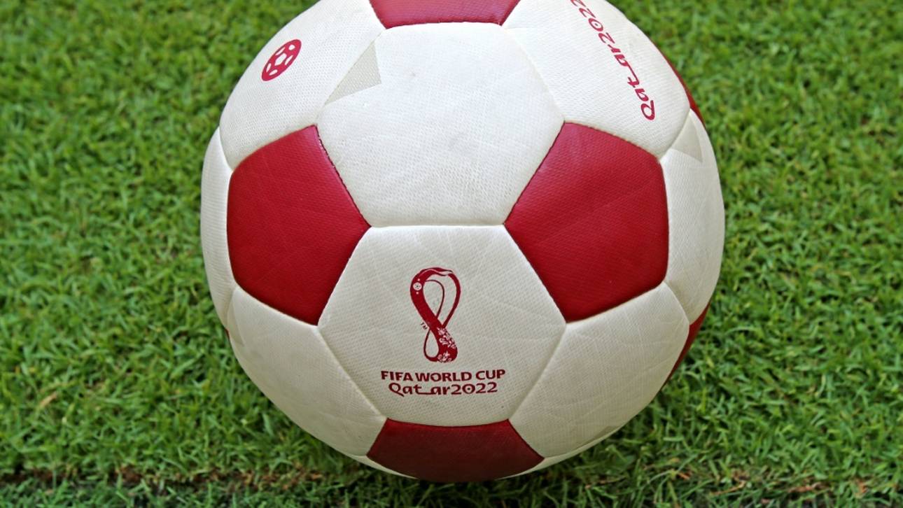 Ausstellung des FIFA-Museums beim WM-Fanfestival