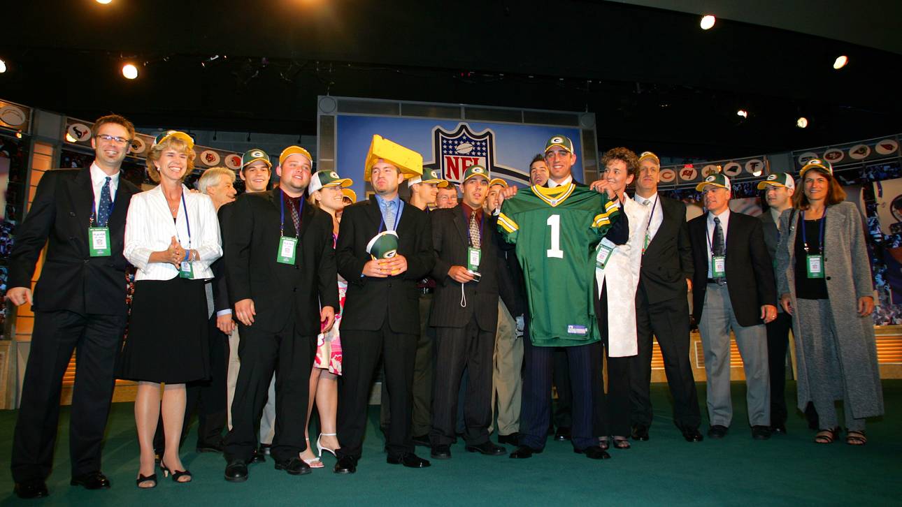 Quarterback Aaron Rodgers wurde an Position 24. von den Packers ausgewählt