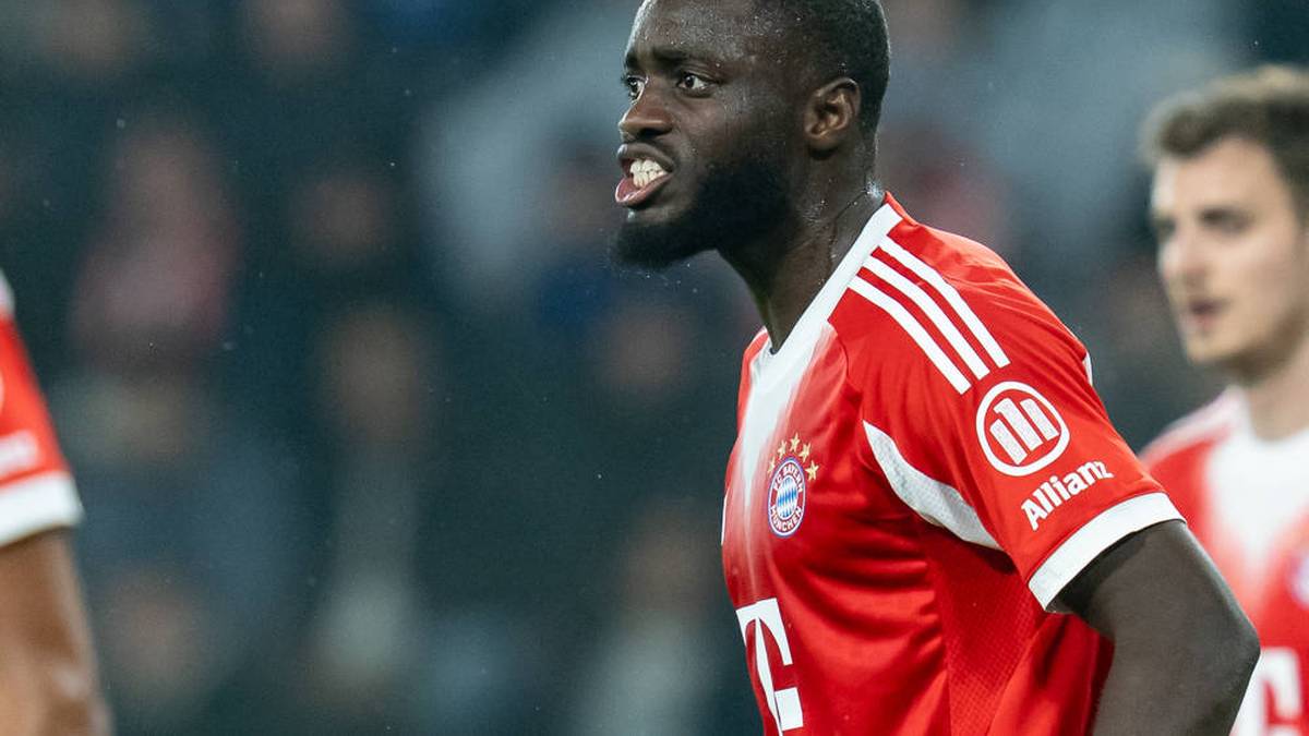 Der Erfolg solcher Ausflüge war aber überschaubar – bei Standards war er deutlich gefährlicher. Nach einer Ecke in der 76. Minute köpfte er den Ball gegen die Latte. SPORT1-Note: 2