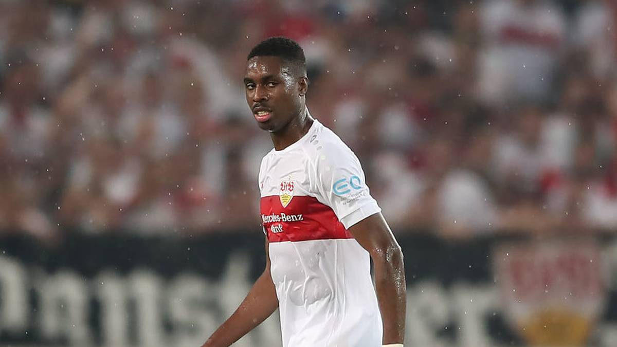 MAXIME AWOUDJA: Der gebürtige Münchner erhielt im August 2018 einen Profi-Kontrakt bei den Bayern, im Sommer 2019 wollte der Innenverteidiger mit seinem Wechsel zum VfB Stuttgart den nächsten Schritt gehen. Sein Debüt verlief mit einer Gelb-Roten Karte jedoch sehr unglücklich, seither kam er nur noch ein Mal, beim 2:6 beim HSV, zum Einsatz