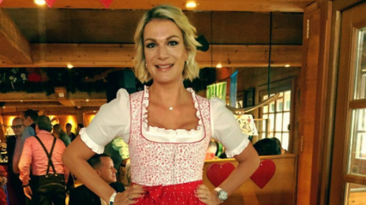 Egal ob in weiß/gold oder in weiß/rot: Maria Höfl-Riesch ist beim Dirndl flexibel