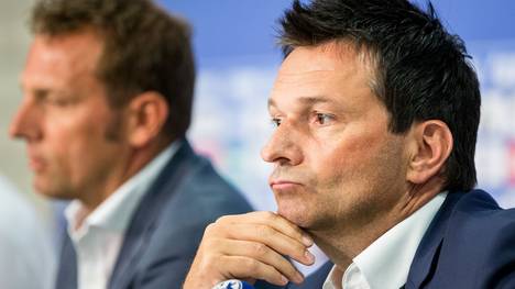 Schalkes Manager Christian Heidel (rechts) verpflichtete Markus Weinzierl als Trainer