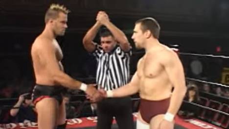 Nigel McGuinness (l.) und Bryan Danielson lassen ihre Rivalität neu aufleben