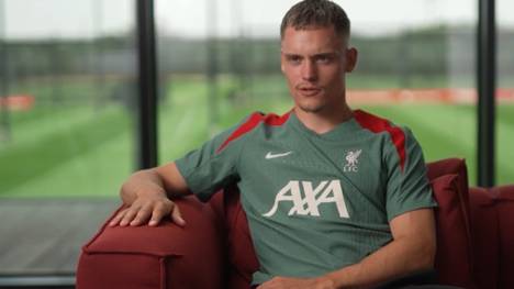 Florian Wirtz erklärt seine Beweggründe für einen Wechsel zum FC Liverpool und hat lobende Worte für seinen neuen Arbeitgeber übrig.