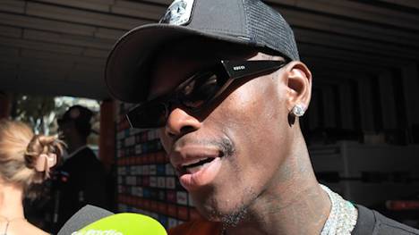 Dennis Schröder wurde mit der deutschen Basketball-Nationalmannschaft Europameister und feierte im Anschluss mit dem Titel in seinen Geburtstag rein. Der 32-Jährige berichtet von einer "speziellen" Erfahrung.