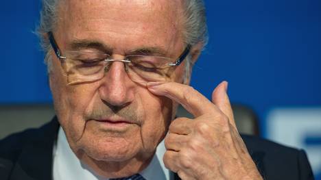Sepp Blatter wurde für 90 Tage suspendiert