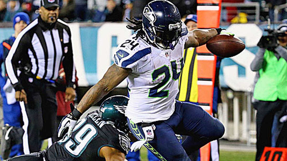 MARSHAWN LYNCH (Running Back; Seattle Seahawks): Dass Carrolls feines Gespür nicht nur am College funktioniert beweist der Head Coach in Seattle. Per Trade aus Buffalo geholt, gilt Lynch 2010 als vermeintliches Auslaufmodell. Mit Carroll als Mentor prescht "Beast Mode" in jedem seiner vier Jahre auf über 1000 Rushing Yards und erzielt mindestens zwölf Touchdowns. Am 2. Februar 2014 krönt Lynch seine Leistungen mit dem Super-Bowl-Sieg in New York