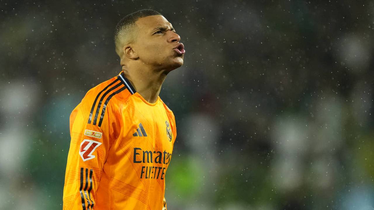 Mbappé steigt in boomende Serie ein