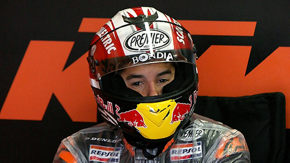 Bis er sich mit seinem Idol duellieren konnte, musste er sich aber erst durch die unteren Klassen kämpfen...