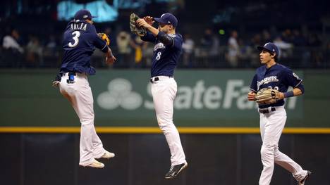 MLB: Milwaukee Brewers schlagen LA Dodgers und bescheren Fans Gratis-Burger