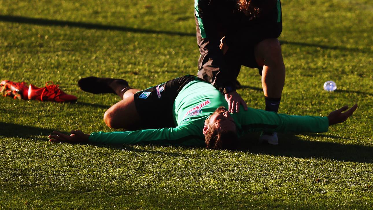 Werder bangt um Pizarros Einsatz