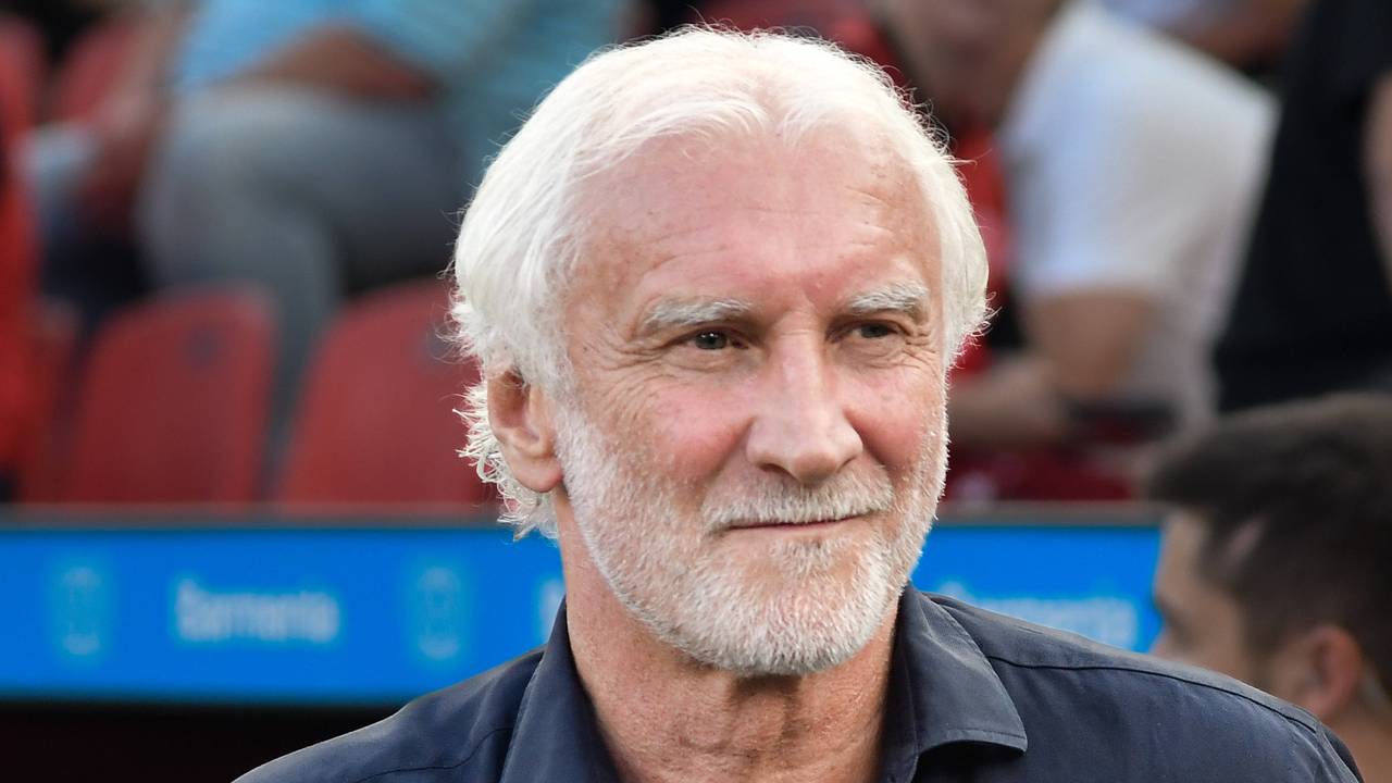 Völler kündigt DFB-Abschied an