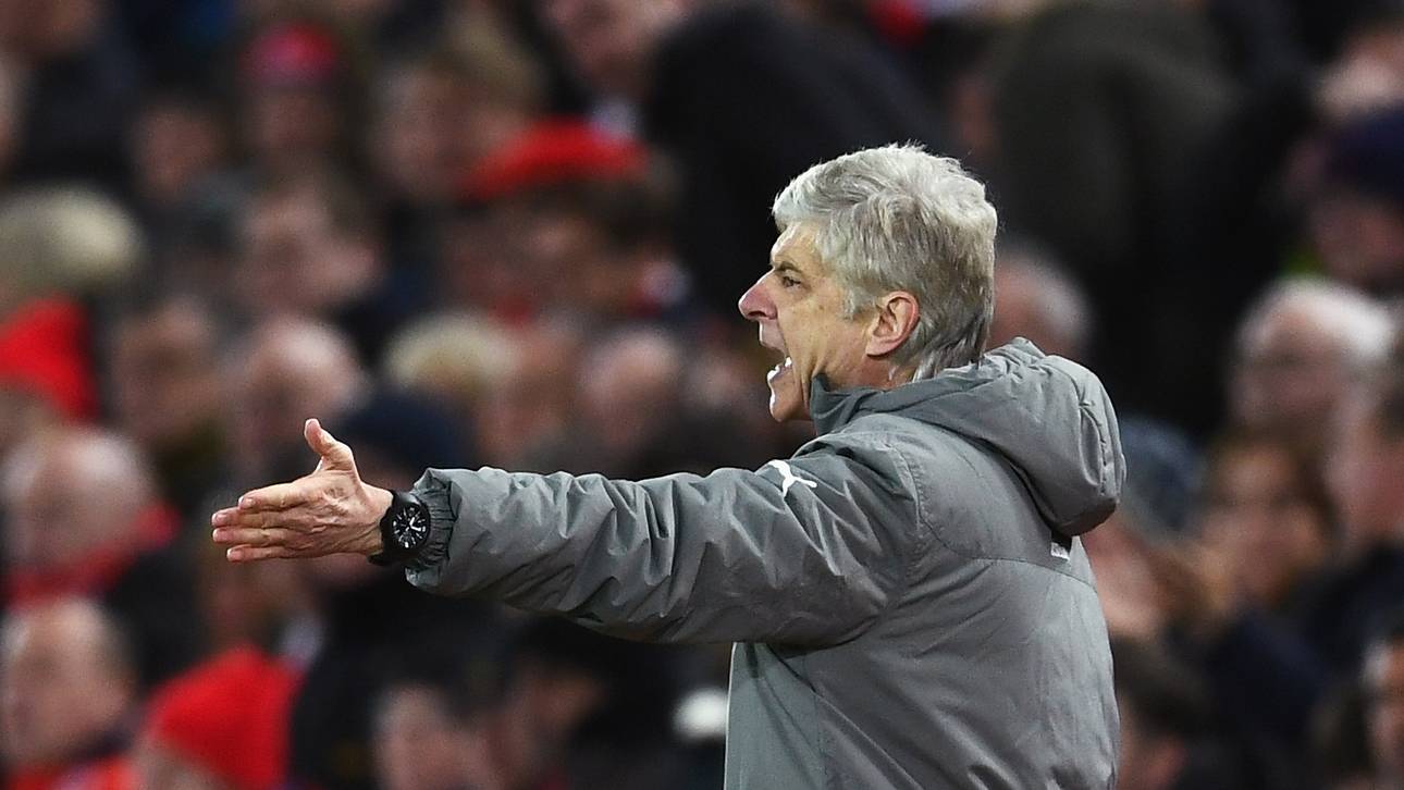 Wenger nach Fehlgriff am Pranger