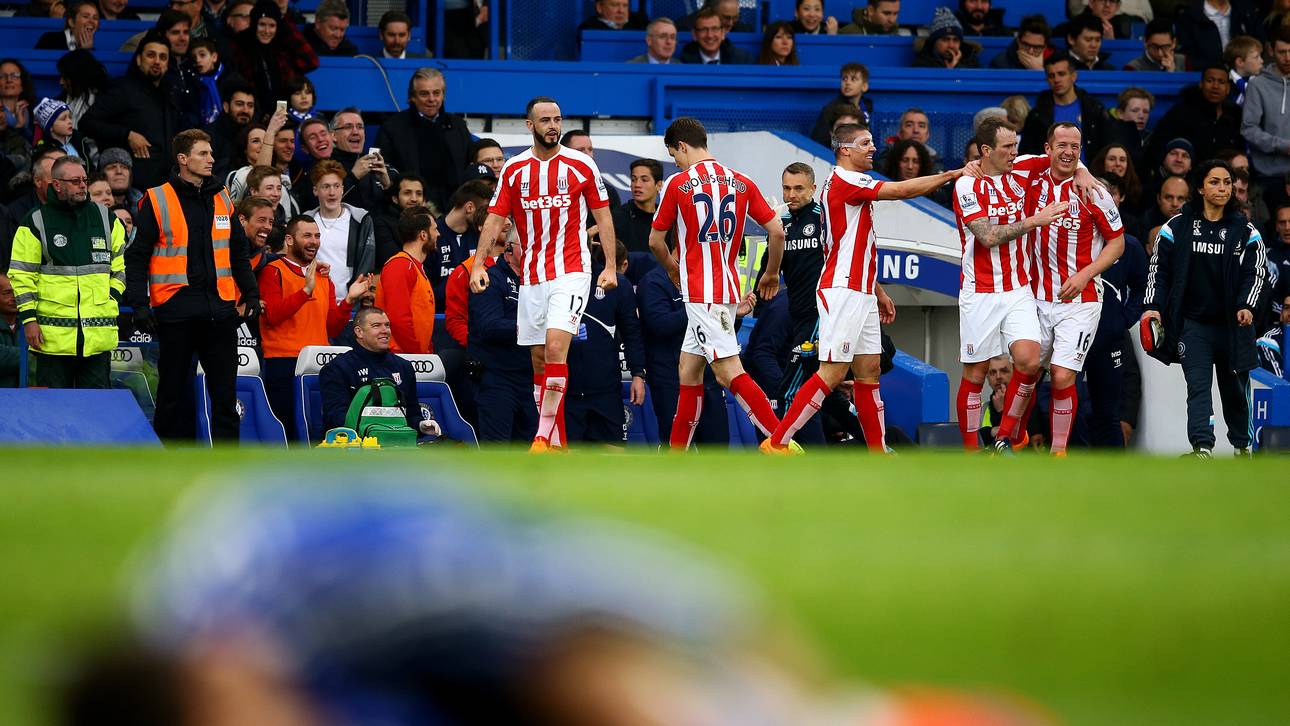 Chelsea v Stoke City - Premier League, Charlie Adam