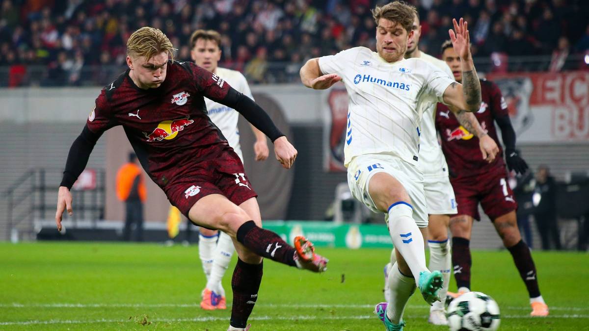 Image for DFB-Pokal: Leipzig mit Pflichtsieg gegen Magdeburg