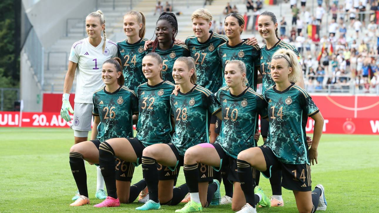 DFB-Frauen spielen in Bochum