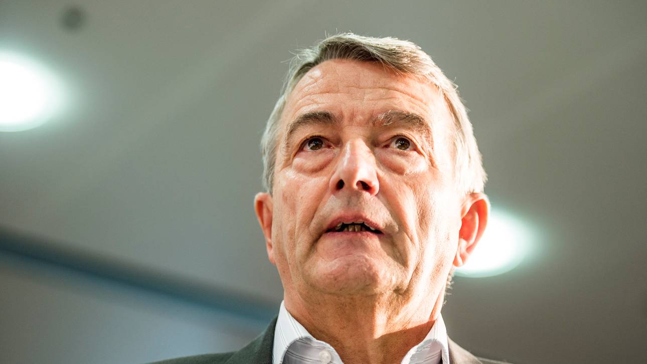 DFB-Delegation besucht Flüchtlinge