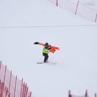 Die Launen der Natur bringen die alpinen Ski-Rennläufer langsam zum Verzweifeln. Erneut kommt es am Sonntag zu einer Absage.