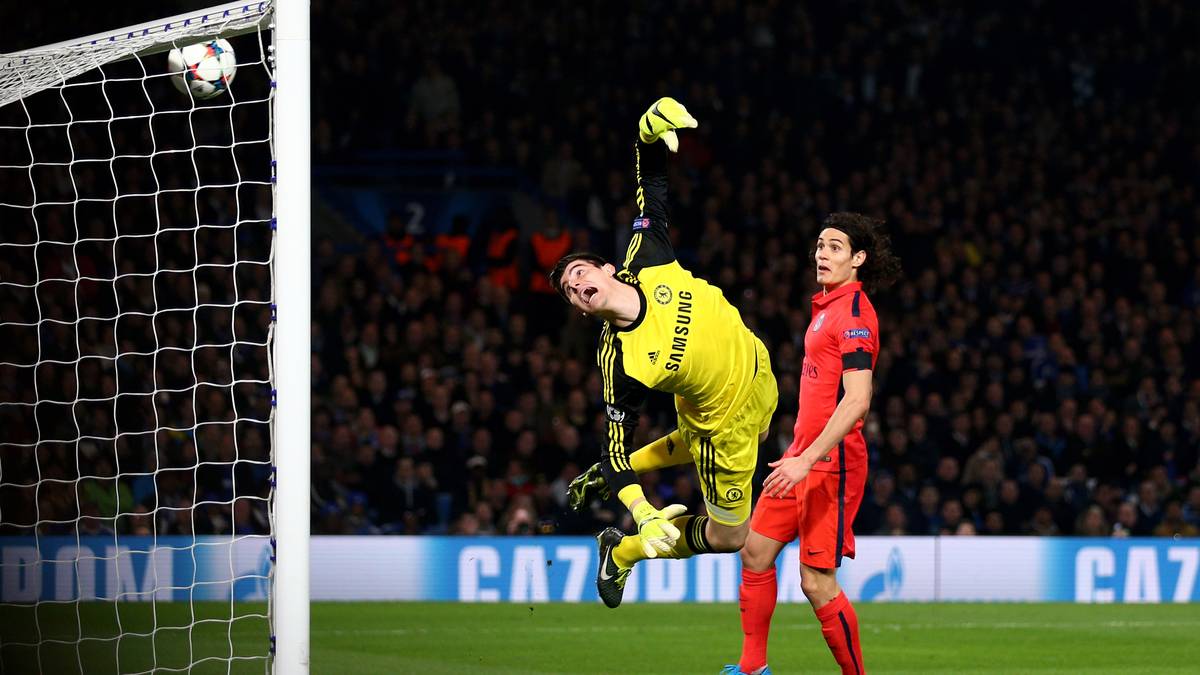 Doch das verrückte Spiel nimmt nochmal eine Wendung! Thiago Silva überwindet Chelsea-Keeper Thibaut Courtois