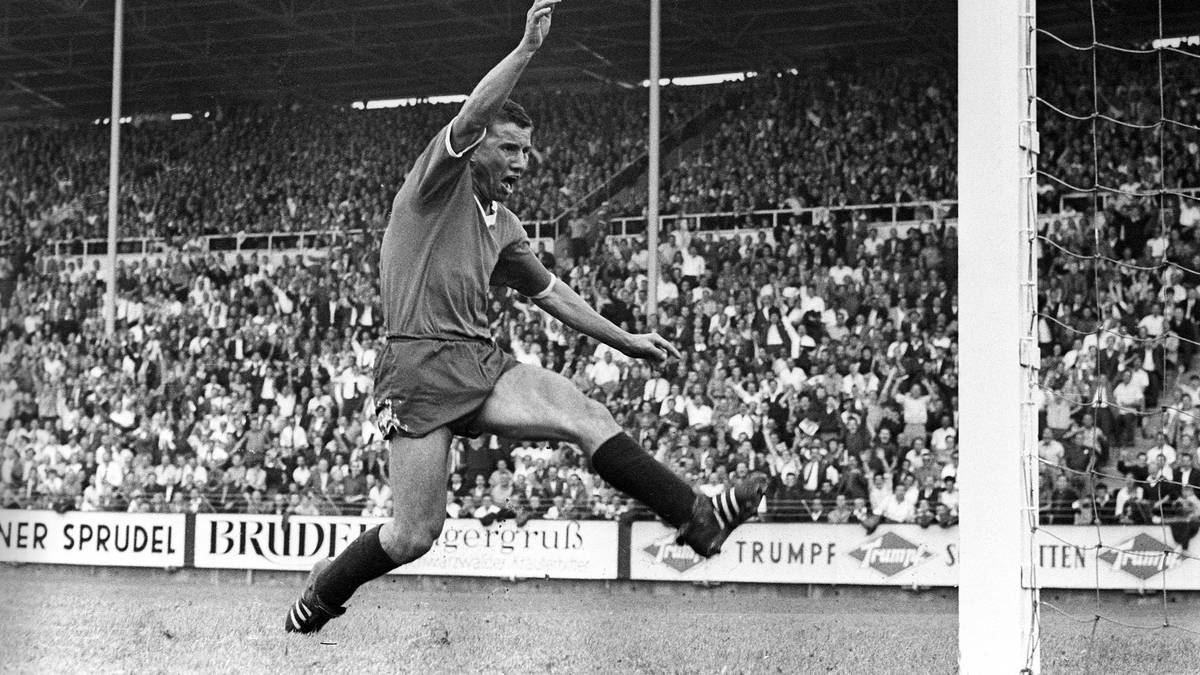 PLATZ 6 - 1. FC Kaiserslautern: 91