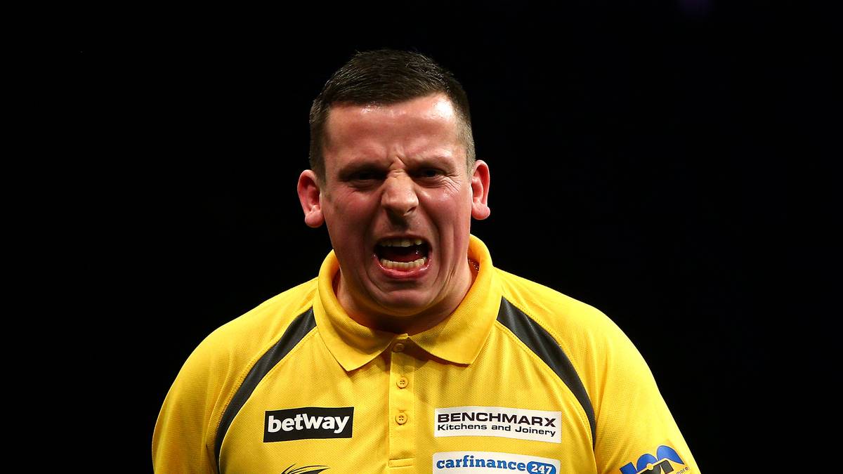 DAVE CHISNALL (Nr. 13): "Chizzy" ist zwar nur die Nummer 13 der Welt, aber immer für eine Überraschung gut. In der Premier League erreicht er das Halbfinale, sein bestes Major-Ergebnis 2015. Bei den Players Championships spielt er im Viertelfinale einen starken 105er-Average, unterliegt aber van Gerwen mit 7:10