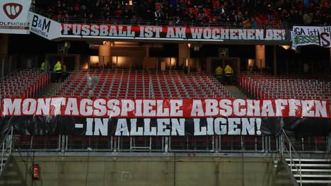 Die Nürnberger protestierten gegen Montagsspiele in allen Ligen