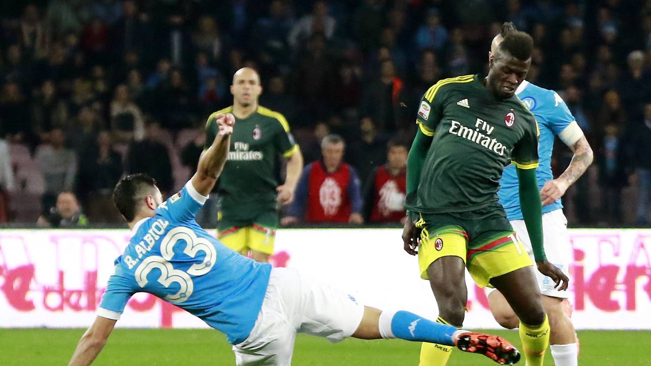 Milan erkämpft Punkt gegen Neapel