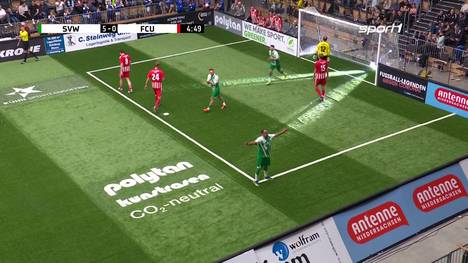 Beim Budenzauber Emsland liefert Ailton eine Gala-Vorstellung vom Feinsten - und führt das All-Star-Team von Werder Bremen zum Turniersieg. 