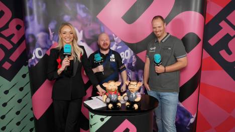 Nach seinem Achtelfinalsieg gegen Josh Rock spricht Justin Hood im Interview darüber, warum er bei der Darts-WM noch einmal besser spielt als sonst.