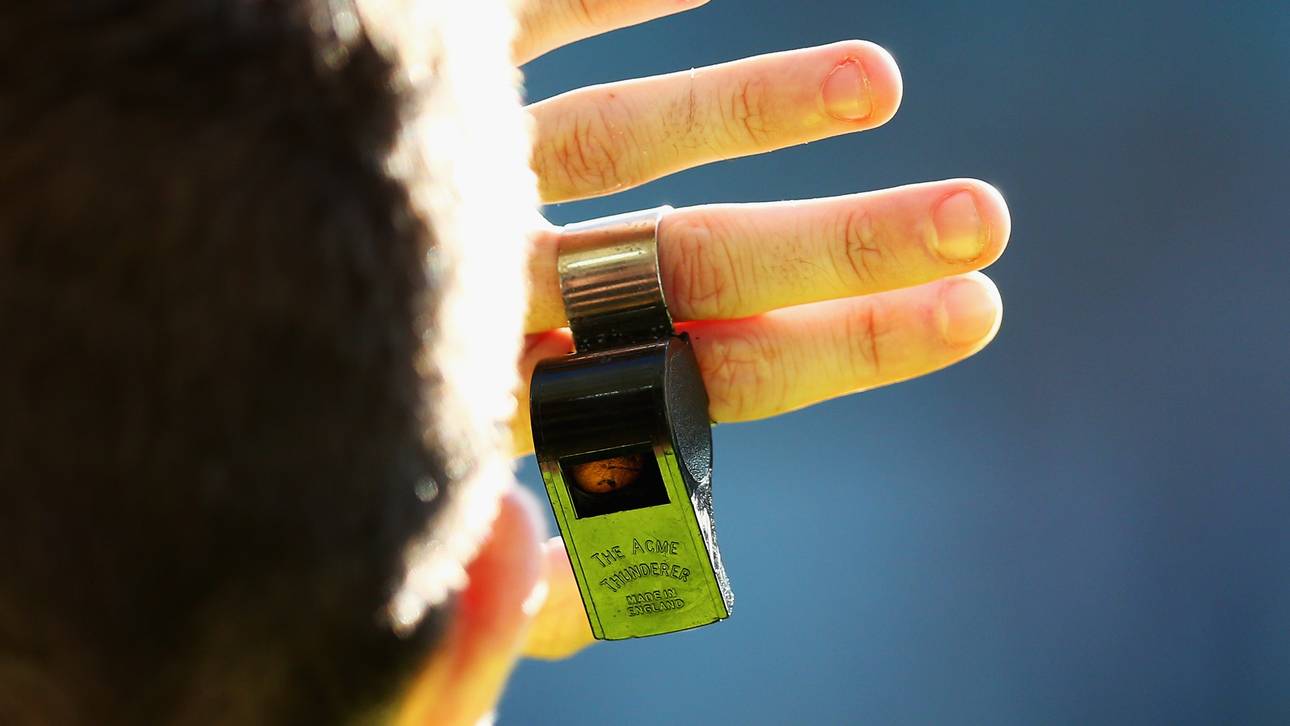 Schiedsrichter stirbt nach Kopfstoß