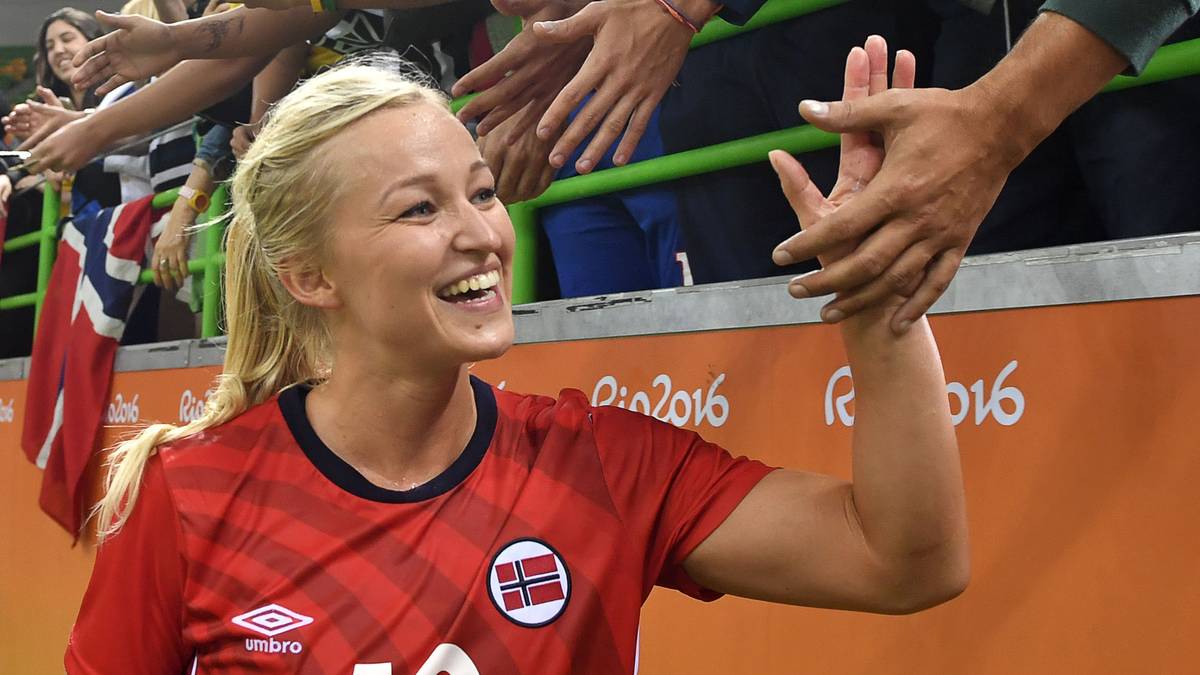 STINE BREDAL OFTEDAL (Norwegen): Die 26-Jährige ist neuerdings die Freundin vom Deutschen Rune Dahmke in Diensten des THW Kiel. Man kann es ihm nicht verübeln