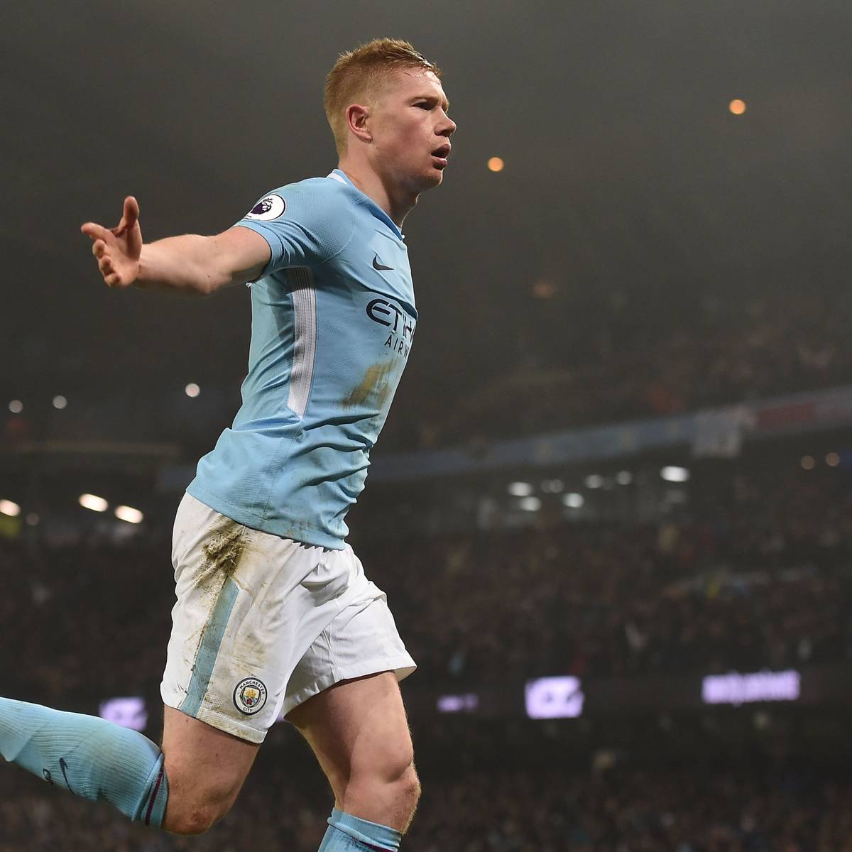 Premier League Manchester City Will Kevin De Bruynes Gehalt Aufstocken