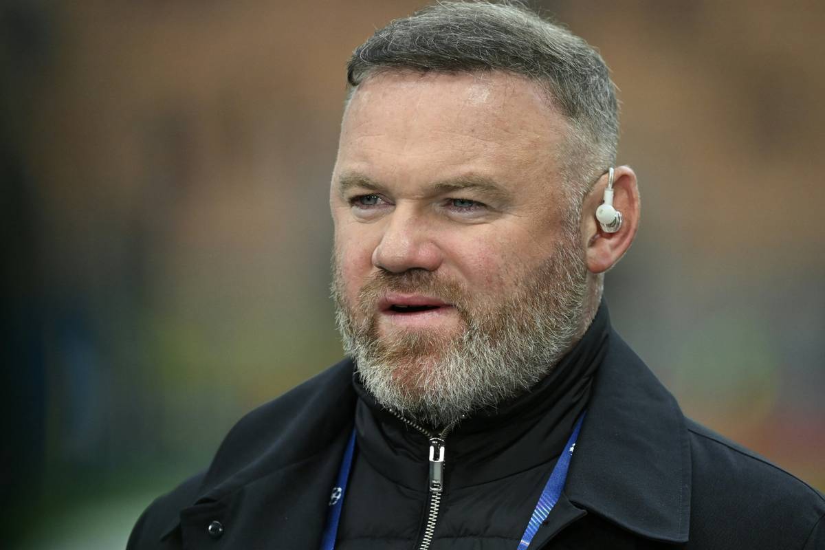 Wayne Rooney schießt gegen Tom Brady