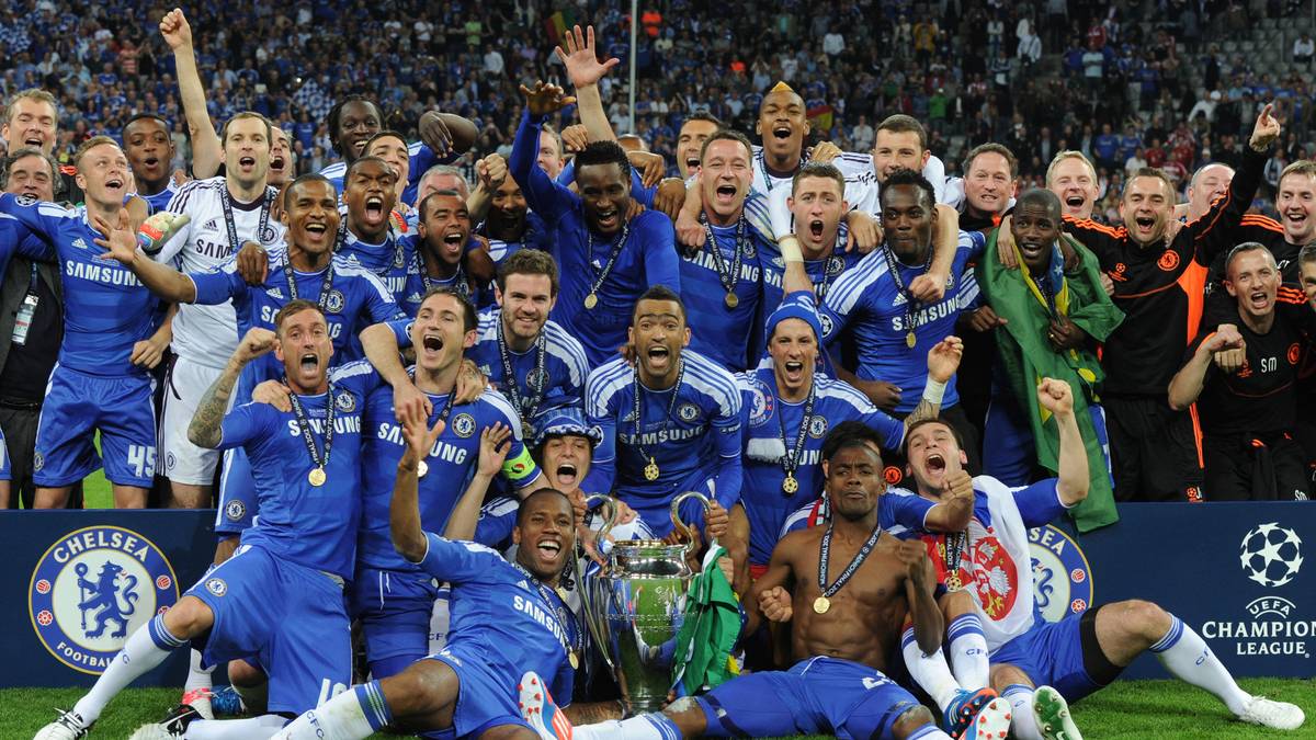 Ein Bild, dass bei Bayern-Fans heute noch schmerzhafte Erinnerungen hervorruft: Mit 6:5 nach Elfmeterschießen gewinnt der FC Chelsea im Münchner "Finale Dahoam" und holt zum ersten und bis heute einzigen Mal den begehrten Henkelpott an die heimische Themse