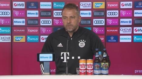 Uli Hoeneß sieht Jérôme Boateng nicht bei der EM, der Innenverteidiger werde nicht gebraucht. Bayern-Trainer Hansi Flick hat dazu seine ganz eigene Meinung.